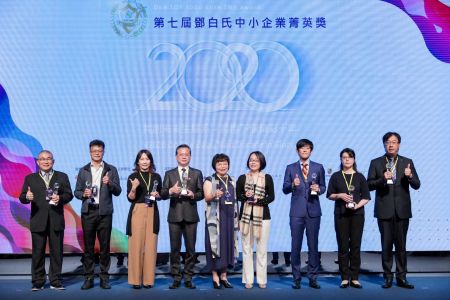 TOP GEAR_DUN & BRADSTREET TAIWAN ELITE TOP1000 Award